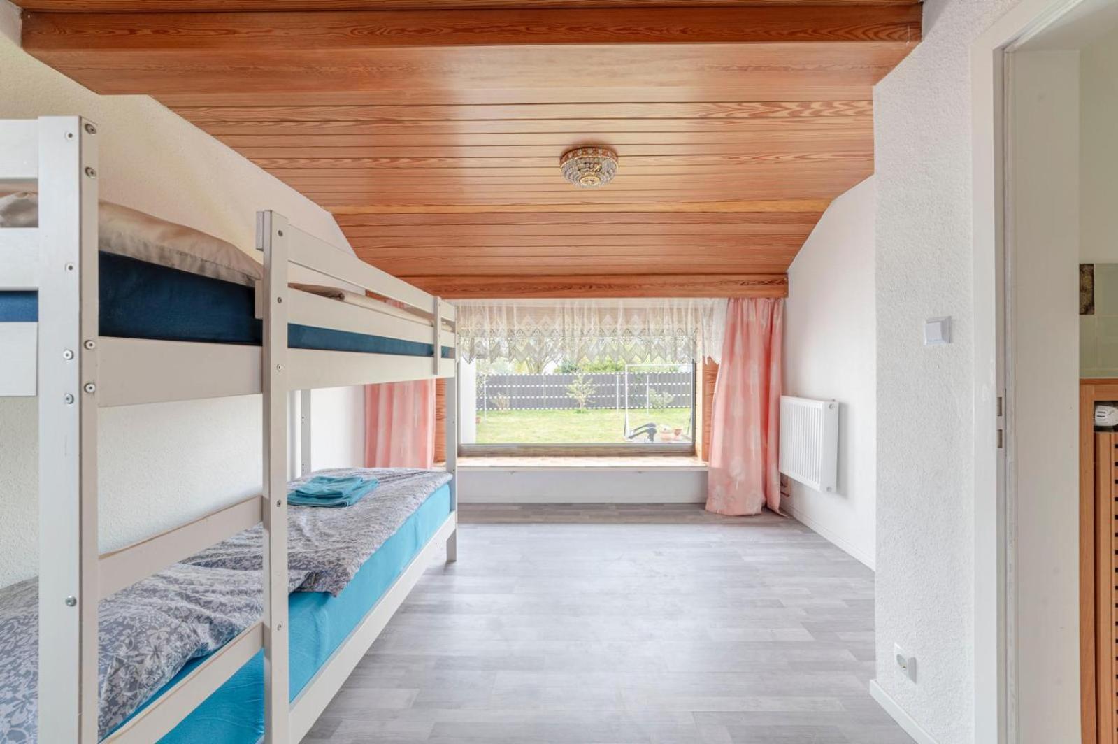 Cozy Villa With Garden, Balcony And Parking Area In Duesseldorf מראה חיצוני תמונה