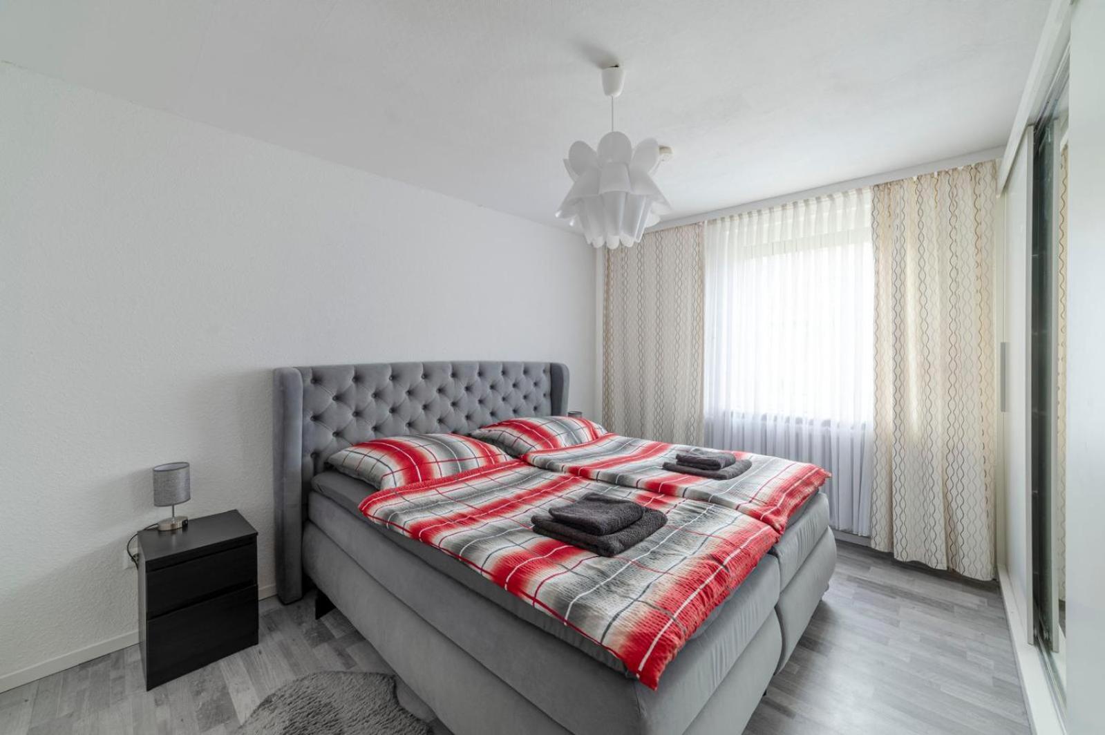 Cozy Villa With Garden, Balcony And Parking Area In Duesseldorf מראה חיצוני תמונה