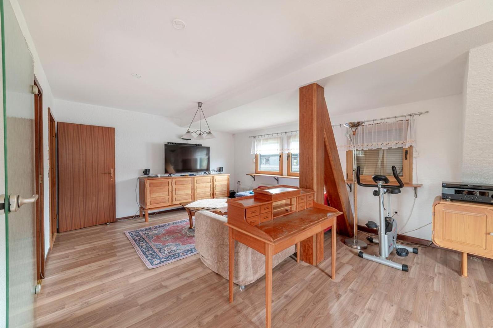 Cozy Villa With Garden, Balcony And Parking Area In Duesseldorf מראה חיצוני תמונה